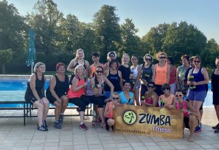 Letní zumba na koupališti v Milevsku